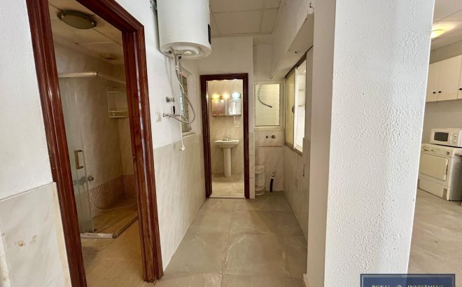 Resale - Apartment -
Torrevieja - Centro