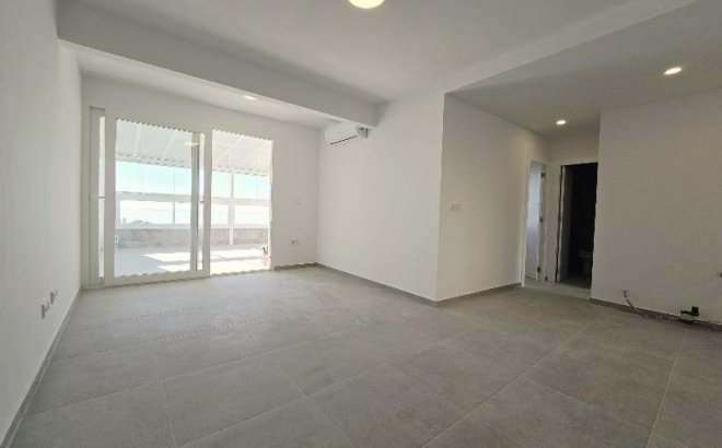 Revente - Penthouse -
Torrevieja - Playa del Cura
