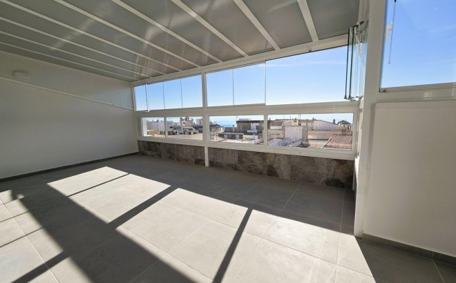 Revente - Penthouse -
Torrevieja - Playa del Cura
