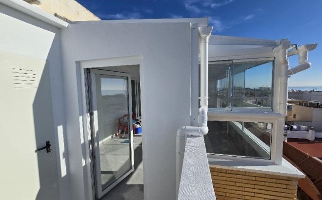Revente - Penthouse -
Torrevieja - Playa del Cura