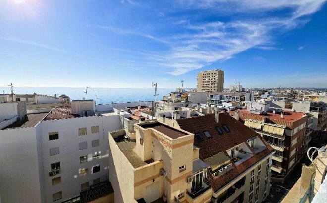 Revente - Penthouse -
Torrevieja - Playa del Cura