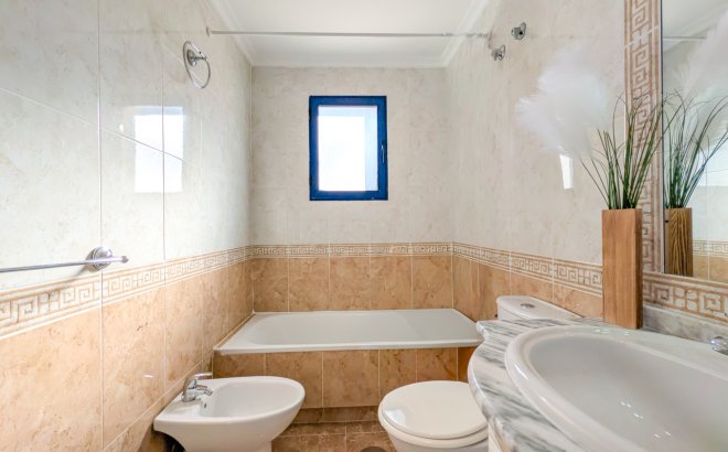 Revente - Appartement -
Orihuela Costa - Costa Blanca