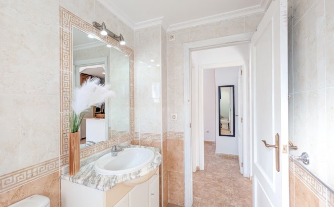 Revente - Appartement -
Orihuela Costa - Costa Blanca