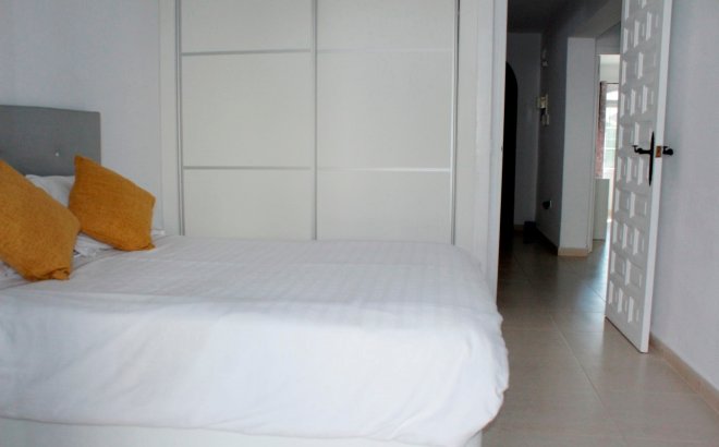 Resale - Villa -
Orihuela Costa - Costa Blanca