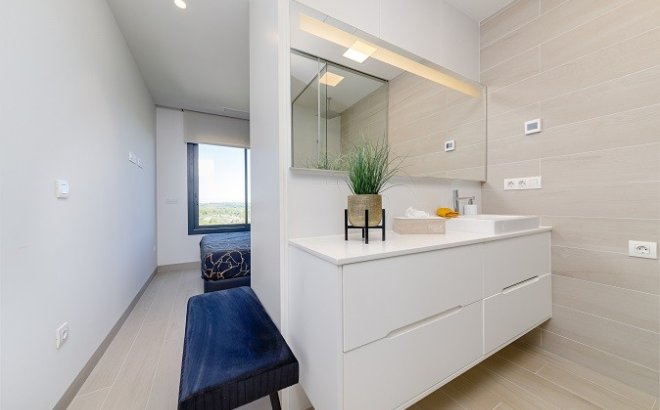 Herverkoop - Penthouse -
Las Colinas Golf - Costa Blanca