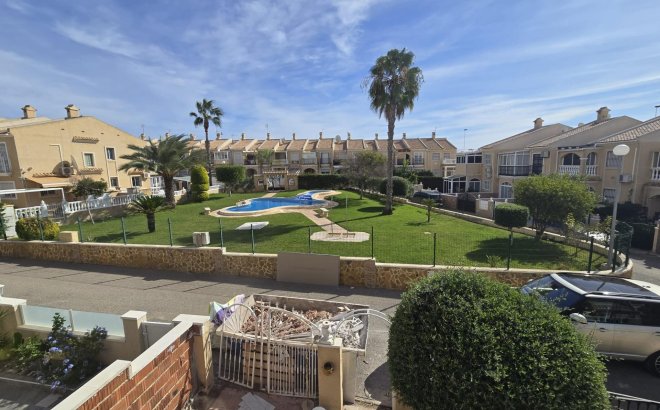 Resale - Town House -
Torrevieja - Aguas Nuevas