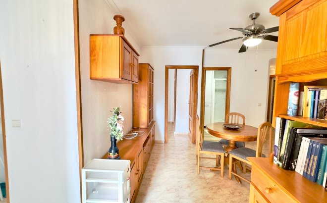 Resale - Apartment -
Torrevieja - Centro