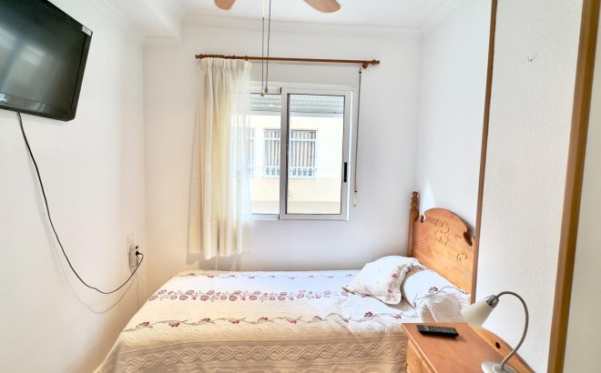 Resale - Apartment -
Torrevieja - Centro