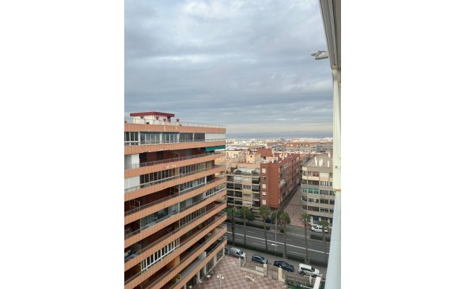 Resale - Apartment -
Torrevieja - El Acequión - Los Náufragos