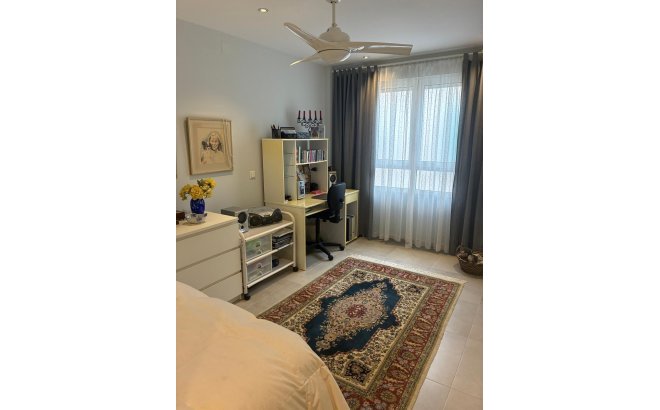 Resale - Apartment -
Torrevieja - El Acequión - Los Náufragos