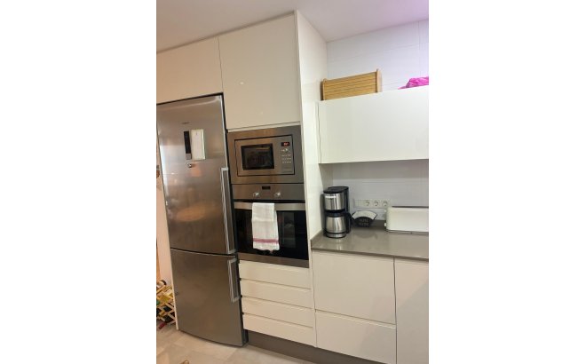 Resale - Apartment -
Torrevieja - El Acequión - Los Náufragos