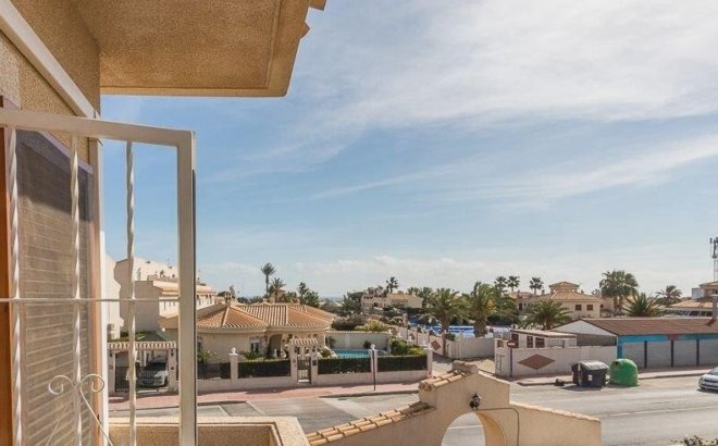 Resale - Town House -
Orihuela Costa - Costa Blanca
