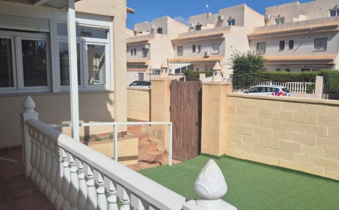 Resale - Town House -
Orihuela Costa - Costa Blanca