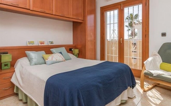 Resale - Town House -
Orihuela Costa - Costa Blanca