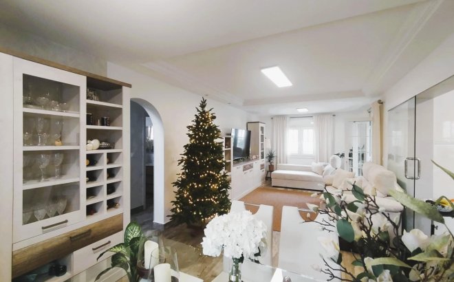 Resale - Villa -
San Miguel de Salinas - Inland