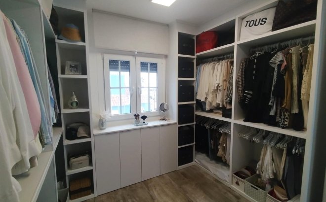 Resale - Villa -
San Miguel de Salinas - Inland