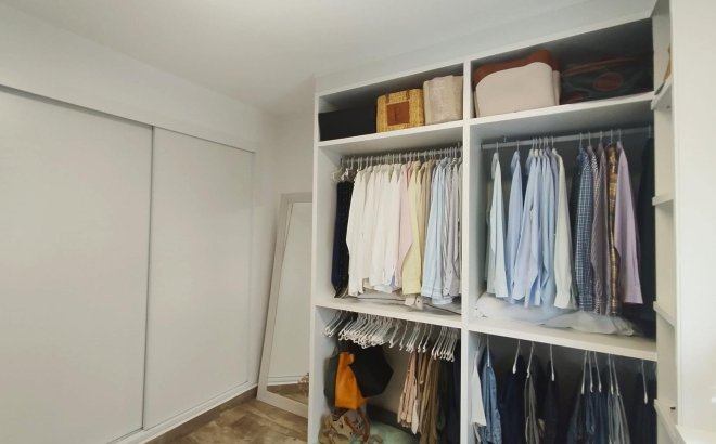 Resale - Villa -
San Miguel de Salinas - Inland