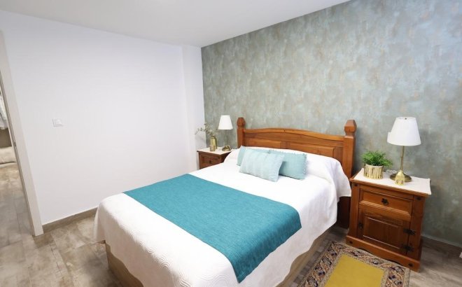 Resale - Villa -
San Miguel de Salinas - Inland