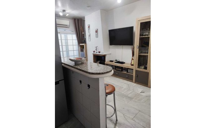 Resale - Penthouse -
Torrevieja - Playa de los Locos