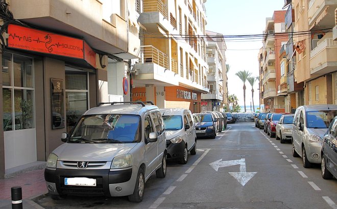 Resale - Commercial -
Torrevieja - Las Piscinas Naturales