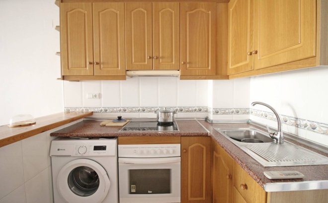 Resale - Bungalow -
Orihuela Costa - La Florida