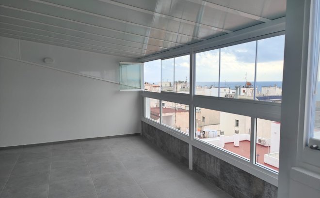 Resale - Apartment -
Torrevieja - Costa Blanca