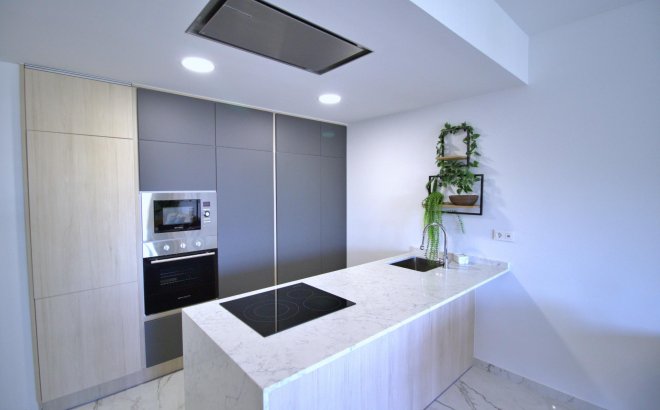 Herverkoop - Appartement -
Orihuela Costa - Punta Prima