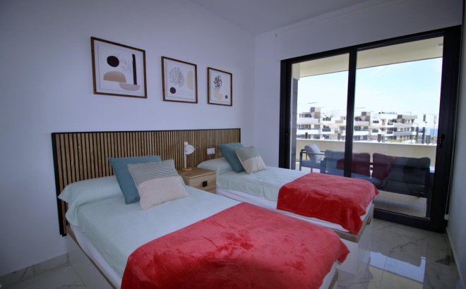 Herverkoop - Appartement -
Orihuela Costa - Punta Prima