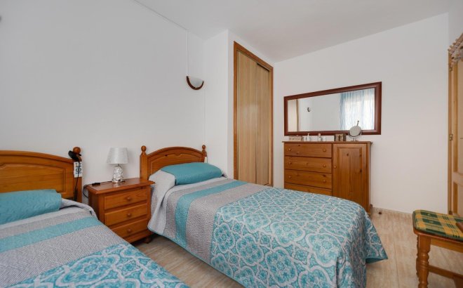 Resale - Apartment -
Torrevieja - Centro