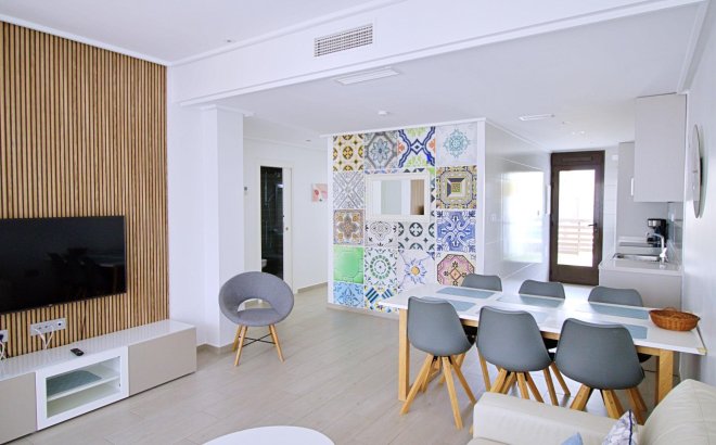 Resale - Apartment -
Pilar de la Horadada - Torre De La Horadada