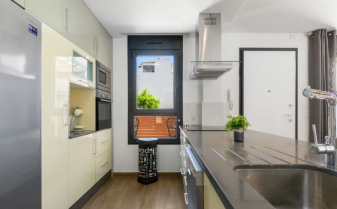 Resale - Villa -
Torrevieja - Costa Blanca