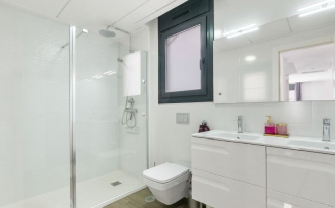 Resale - Villa -
Torrevieja - Costa Blanca