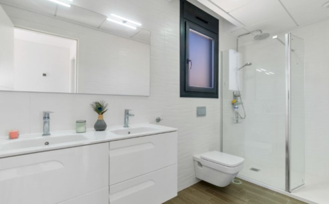 Resale - Villa -
Torrevieja - Costa Blanca