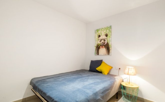 Resale - Villa -
Torrevieja - Costa Blanca