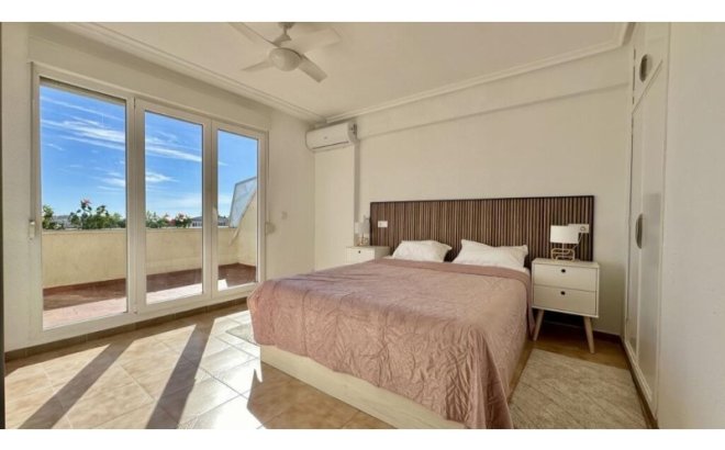 Resale - Penthouse -
Torrevieja - Costa Blanca
