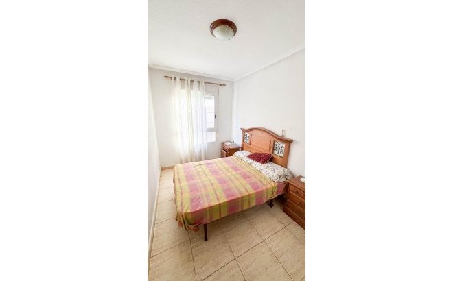 Resale - Apartment -
Torrevieja - PARQUE DE LAS NACIONES
