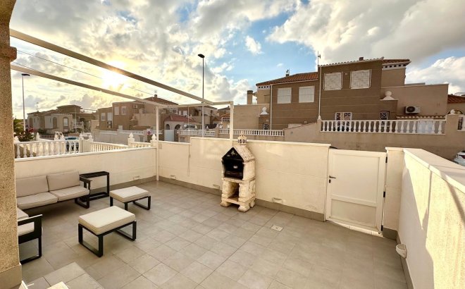 Resale - Bungalow -
Torrevieja - Torreblanca