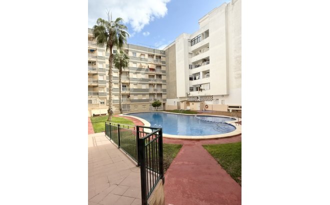 Herverkoop - Penthouse -
Torrevieja - Costa Blanca