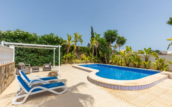 Herverkoop - Villa -
San Fulgencio - Urb. La Marina