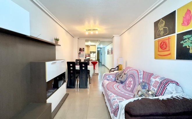Herverkoop - Appartement -
Torrevieja