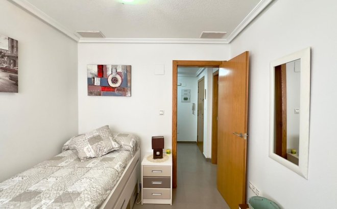 Herverkoop - Appartement -
Torrevieja