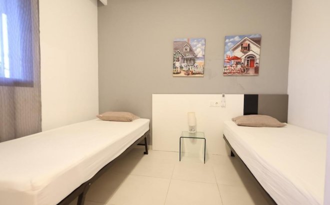 Herverkoop - Appartement -
Orihuela Costa - Costa Blanca