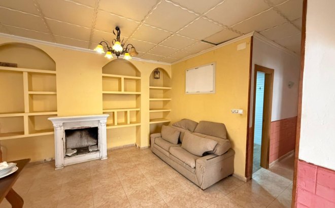 Resale - Town House -
Torrevieja