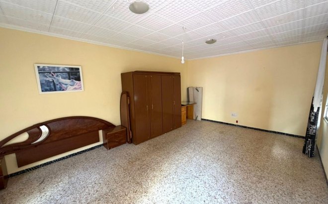 Resale - Town House -
Torrevieja