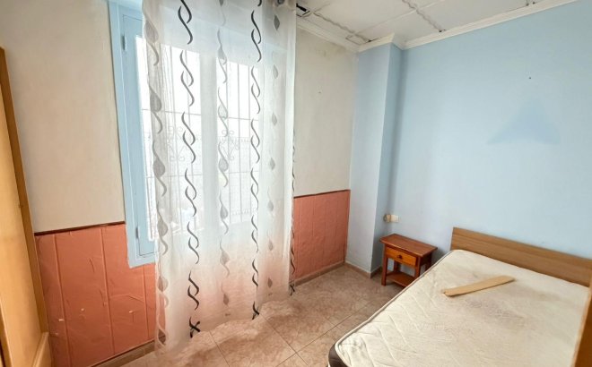 Resale - Town House -
Torrevieja