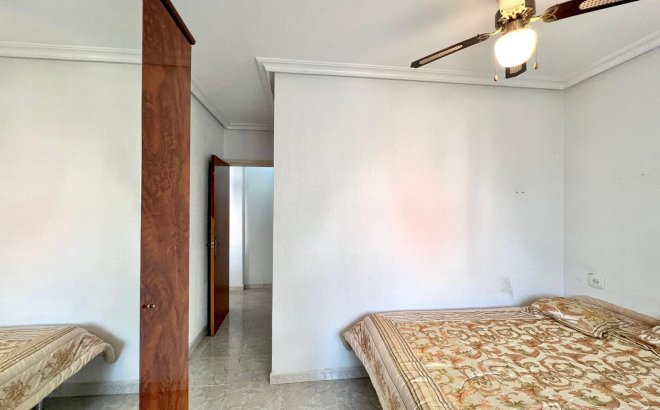 Resale - Apartment -
Torrevieja - Paseo Maritimo