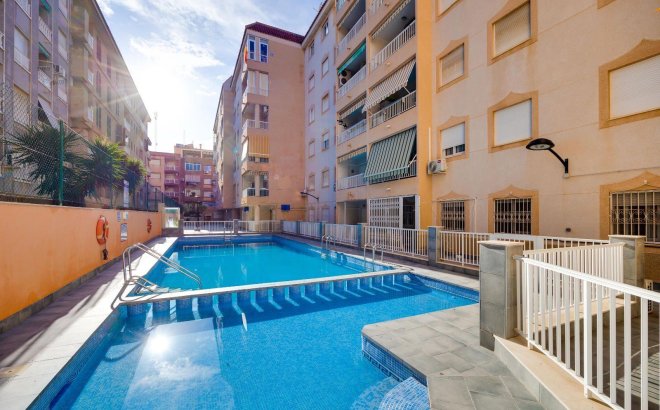 Resale - Apartment -
Torrevieja - Acequion