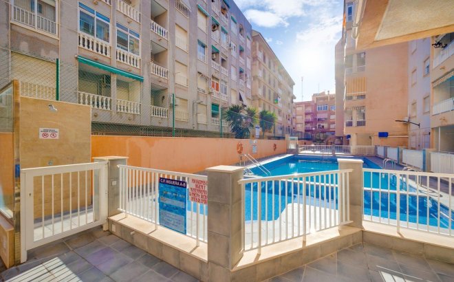 Resale - Apartment -
Torrevieja - Acequion