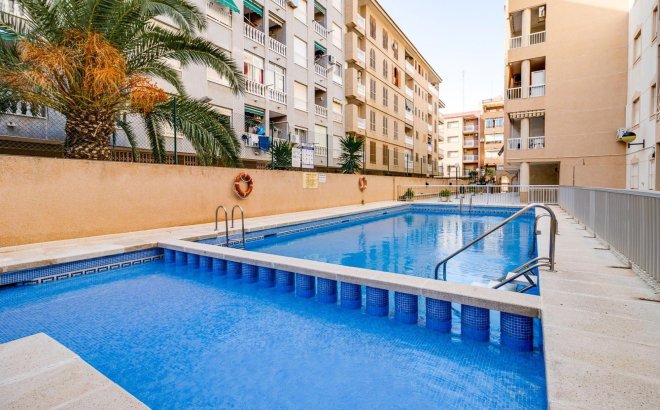 Resale - Apartment -
Torrevieja - Acequion