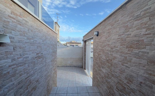 Resale - Bungalow -
Torrevieja - Torreblanca